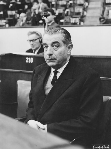 Nuotrauka 3: Francesco MARENGHI during a session in Strasbourg, France, March 25, 1963