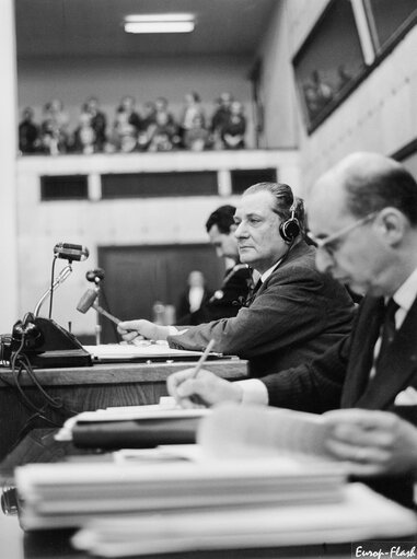 Valokuva 11: Leopoldo RUBINACCI during a session in Strasbourg, France, March 28, 1963