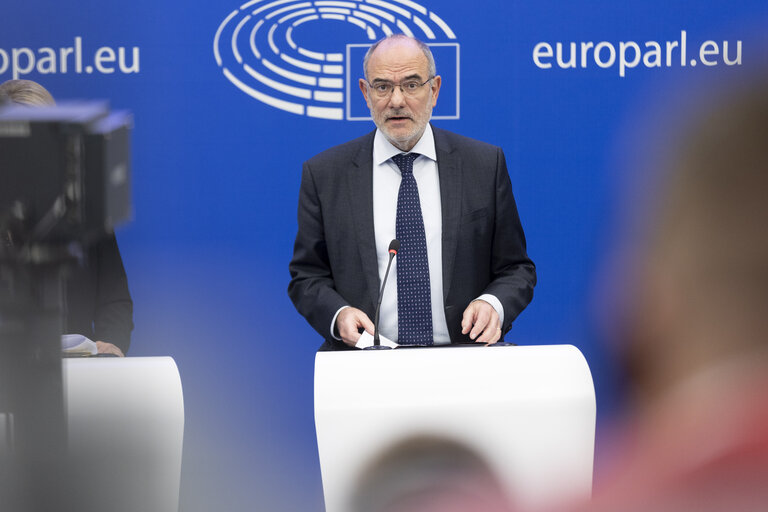 Foto 7: EP Press briefing