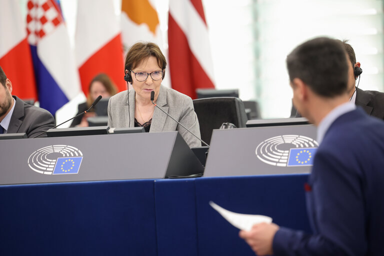 Foto 41: EP Plenary session - Energy performance of buildings (recast)