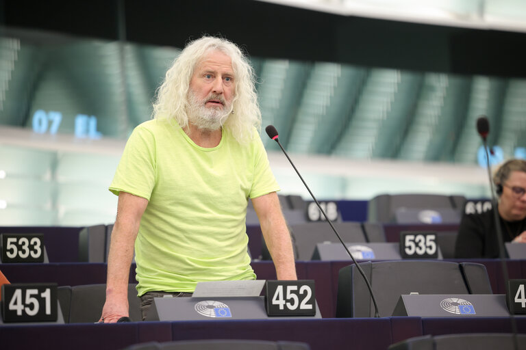 Foto 8: EP Plenary session - Energy performance of buildings (recast)