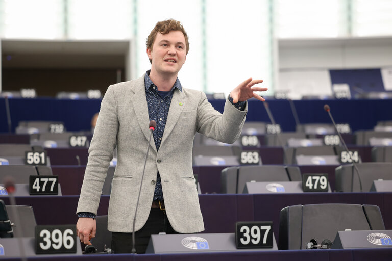 Foto 5: EP Plenary session - Energy performance of buildings (recast)