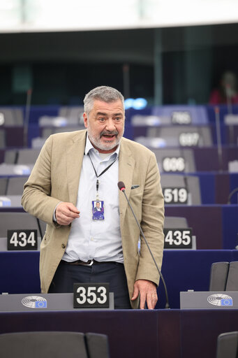 Foto 3: EP Plenary session - Energy performance of buildings (recast)