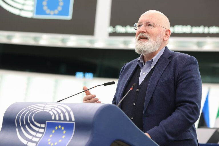 Photo 4 : EP Plenary session - Policy Coherence for Development