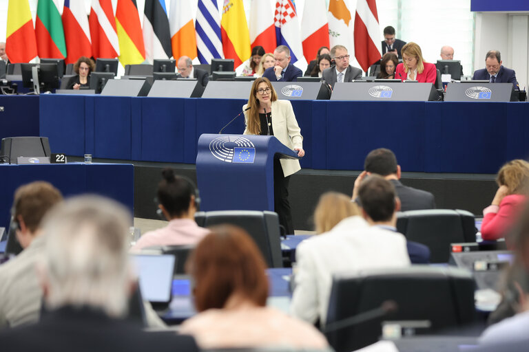 Photo 6 : EP Plenary session - International Women's Day Celebration