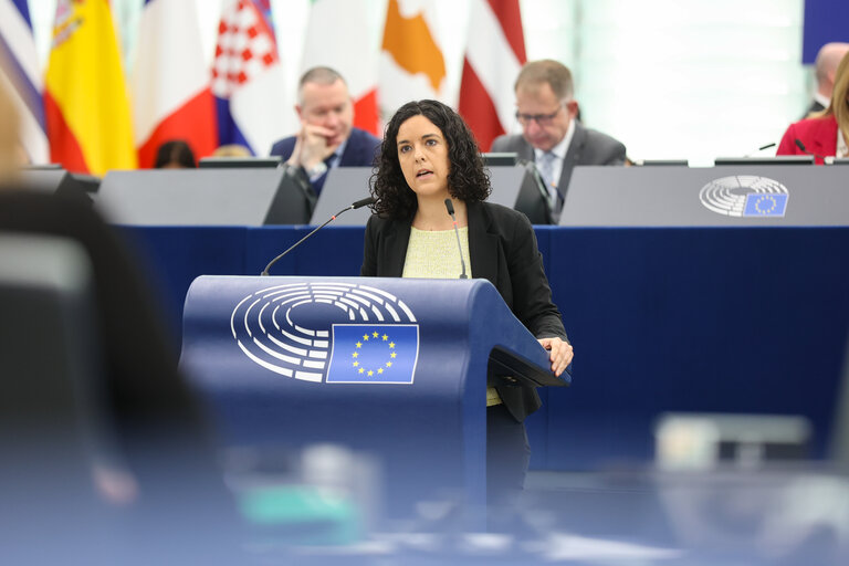 Photo 48 : EP Plenary session - International Women's Day Celebration