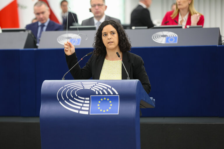 Photo 47 : EP Plenary session - International Women's Day Celebration