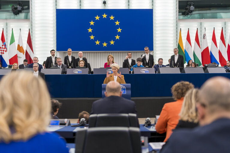 Photo 30 : EP Plenary session.- International Women's Day Celebration