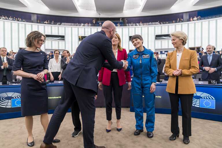 Photo 18 : EP Plenary session.- International Women's Day Celebration