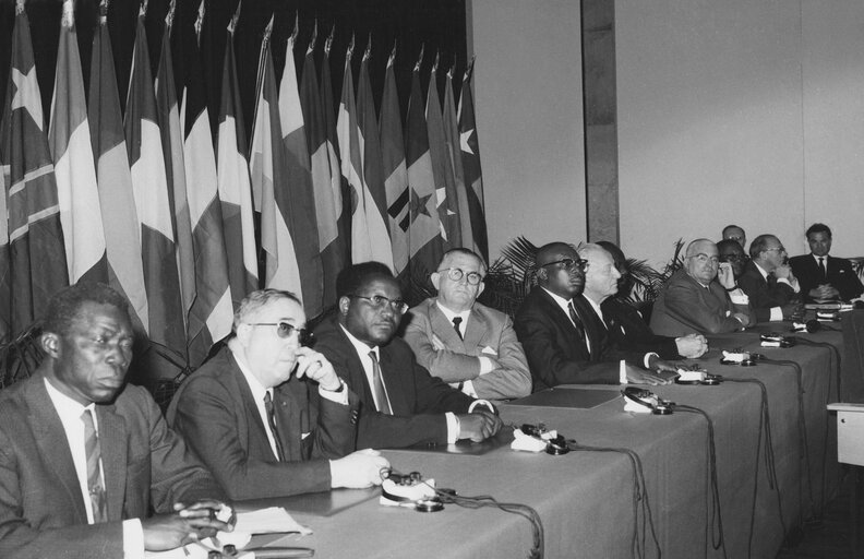 Foto 15: Visit to Madagascar from 9th to 15th January 1969 - Conference