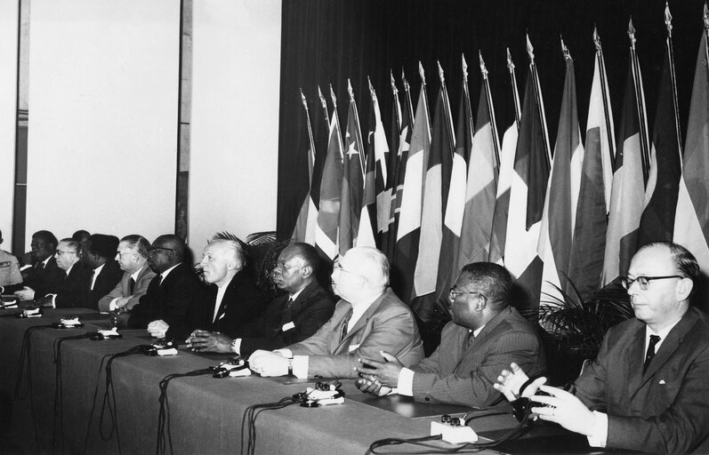 Foto 12: Visit to Madagascar from 9th to 15th January 1969 - Conference