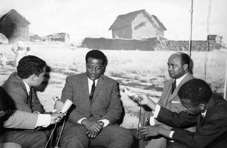 Foto 38: Visit to Madagascar from 9th to 15th January 1969 - Press interview