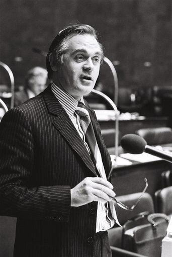 George CUNNINGHAM during a plenary session in Luxembourg, September 1978.