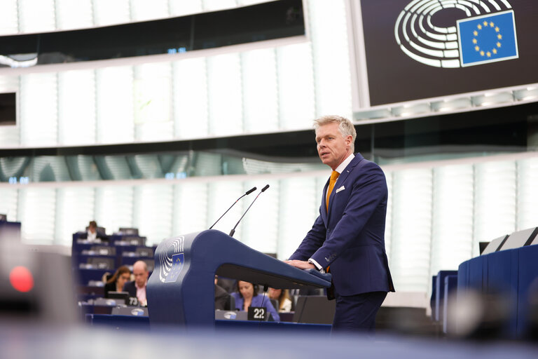 Fotografie 12: EP Plenary session - Joint debate - Fit for 55