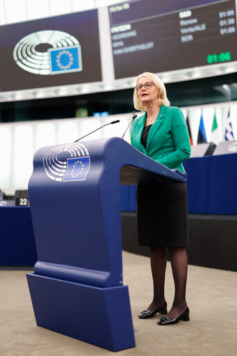 Fotografie 7: EP Plenary session - Joint debate - Fit for 55