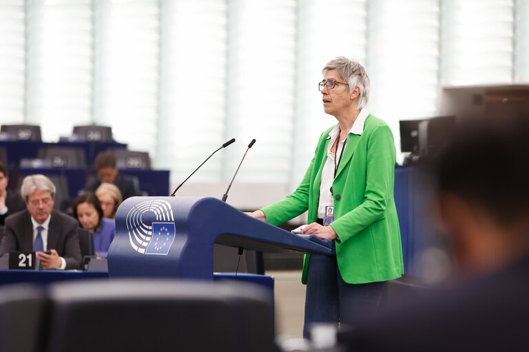 Fotografie 13: EP Plenary session - Joint debate - Fit for 55