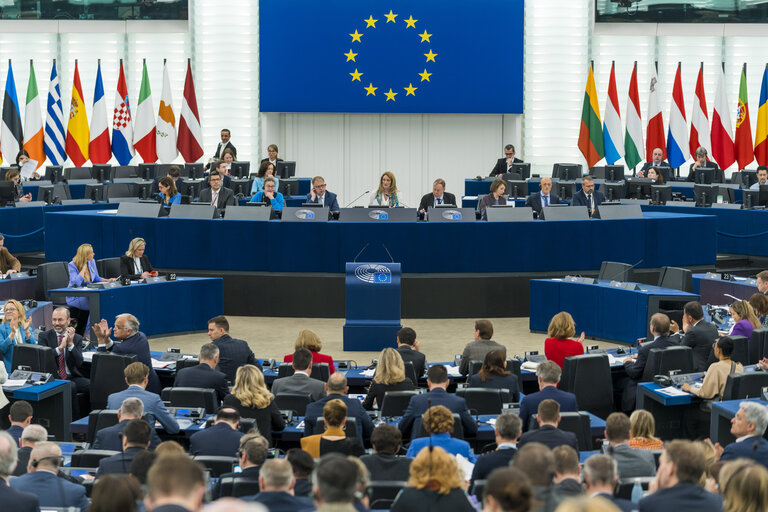 Foto 50: EP Plenary session.- Voting session