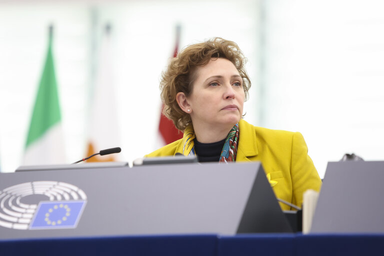 Fotografija 26: EP Plenary session - Dieselgate: suspected wide-spread use of defeat devices in cars to reduce effectiveness of pollution control systems