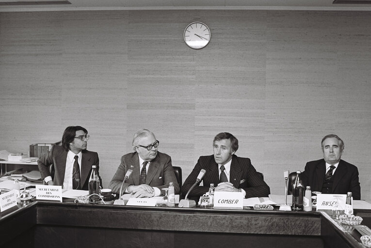 Geoffrey RIPPON, COMBER and ANSELL during a Committee Meeting in Luxembourg, April 1978.