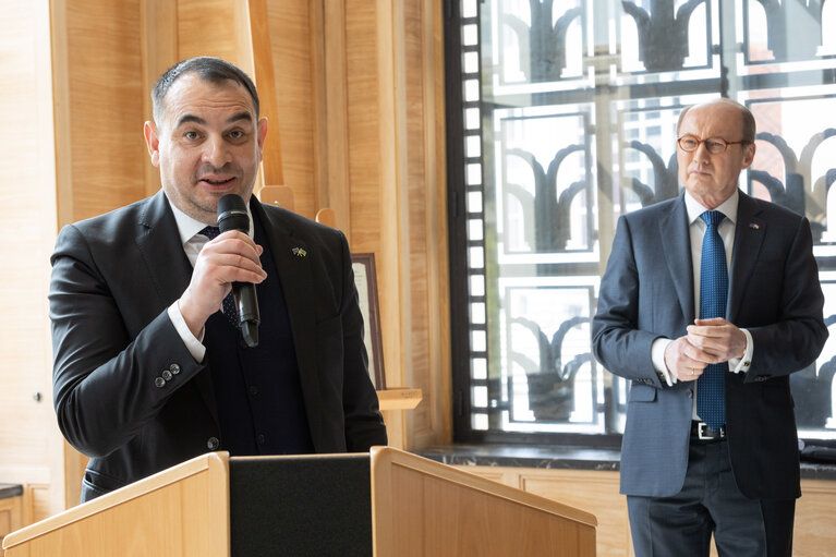 Billede 25: Handover ceremony of replica of Sigismund of Luxembourg Roma Decree to the House of European History