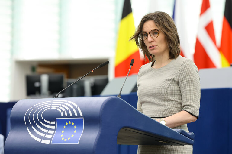 Fotografi 8: EP Plenary session - Revision of the Stability and Growth Pact