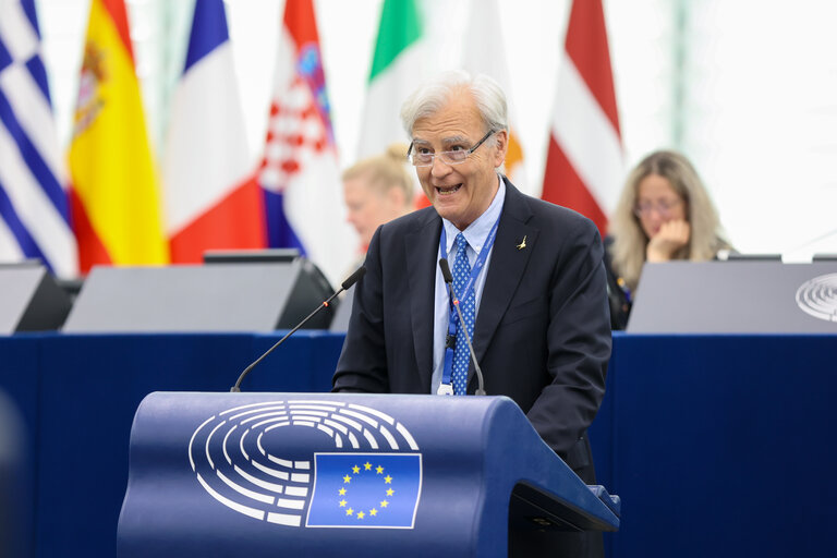 Fotografija 28: EP Plenary session - Revision of the Stability and Growth Pact