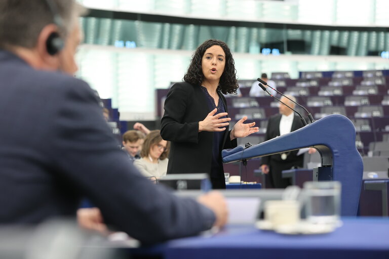 Fotografija 35: EP Plenary session - Revision of the Stability and Growth Pact