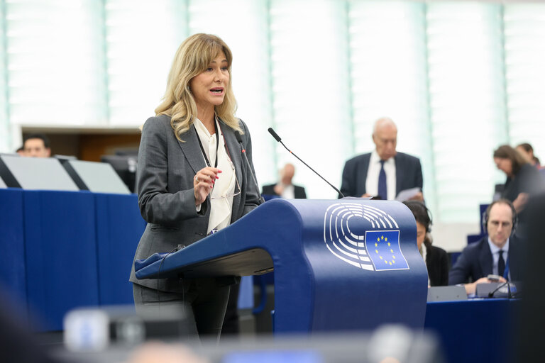 Fotografija 27: EP Plenary session - Revision of the Stability and Growth Pact