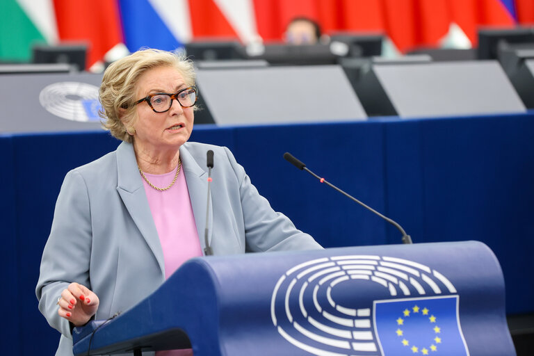 Fotografija 21: EP Plenary session - Revision of the Stability and Growth Pact