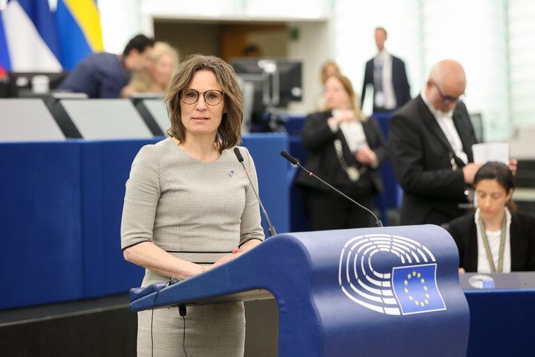 Fotografija 1: EP Plenary session - Revision of the Stability and Growth Pact