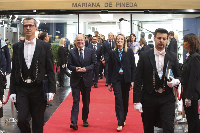 Valokuva 7: Roberta METSOLA, EP President meets with Olaf SCHOLZ, German Federal Chancellor