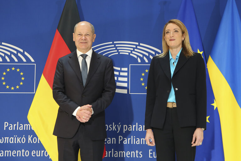 Fotografi 17: Roberta METSOLA, EP President meets with Olaf SCHOLZ, German Federal Chancellor