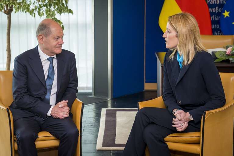 Valokuva 2: Roberta METSOLA, EP President meets with Olaf SCHOLZ, German Federal Chancellor