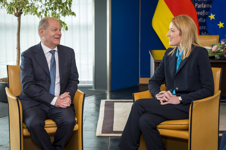 Valokuva 1: Roberta METSOLA, EP President meets with Olaf SCHOLZ, German Federal Chancellor