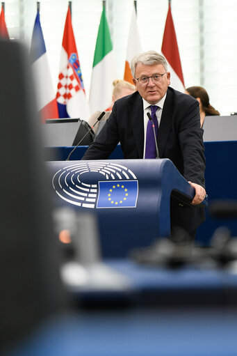 Fotografie 27: EP Plenary session - Start of the European Year of skills