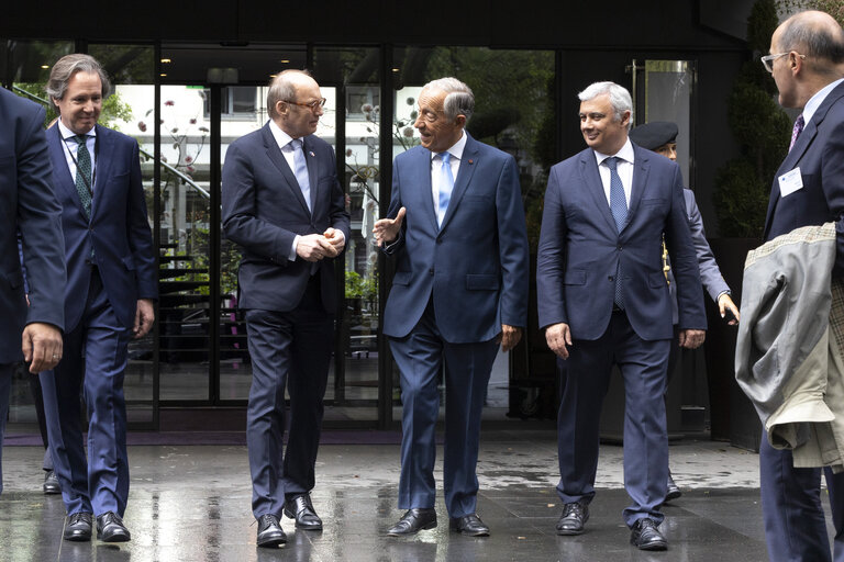 Foto 2: Othmar KARAS and   Pedro SILVA PEREIRA  welcome Marcelo Rebelo de Sousa, President of Portugal