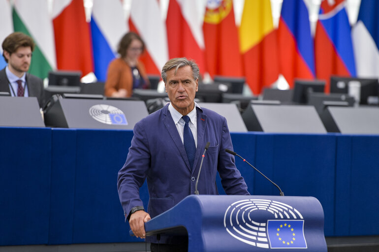 EP Plenary session - Fighting cyberbullying of young people across the EU