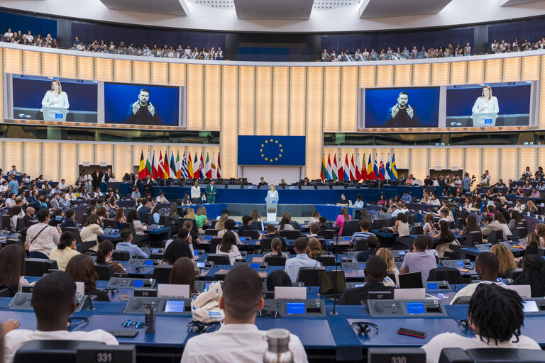 Photo 26: European Youth Event (EYE 2023).- Plenary session