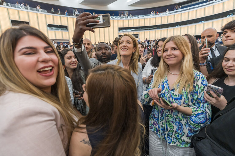 Photo 10: European Youth Event (EYE 2023).- Plenary session