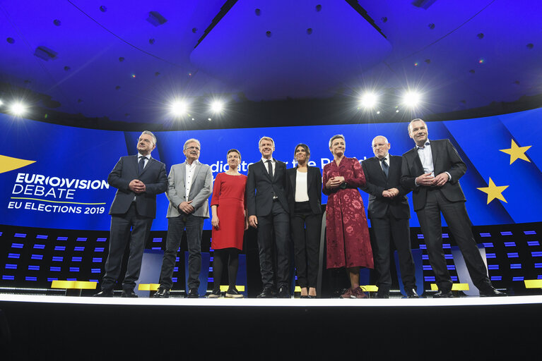 Fotografie 9: Candidates for the Presidency of the European Commission/Eurovision Debate - EU Elections 2019 - Family picture