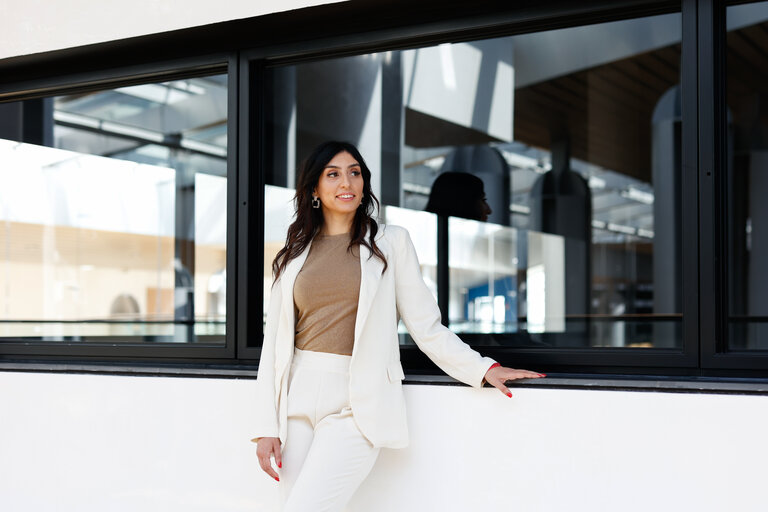 Photo 3: Veronica ROSSI in the EP in Strasbourg