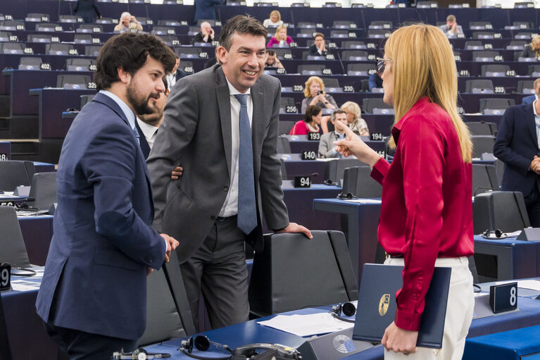 Φωτογραφία 25: EP Plenary session.- Voting session