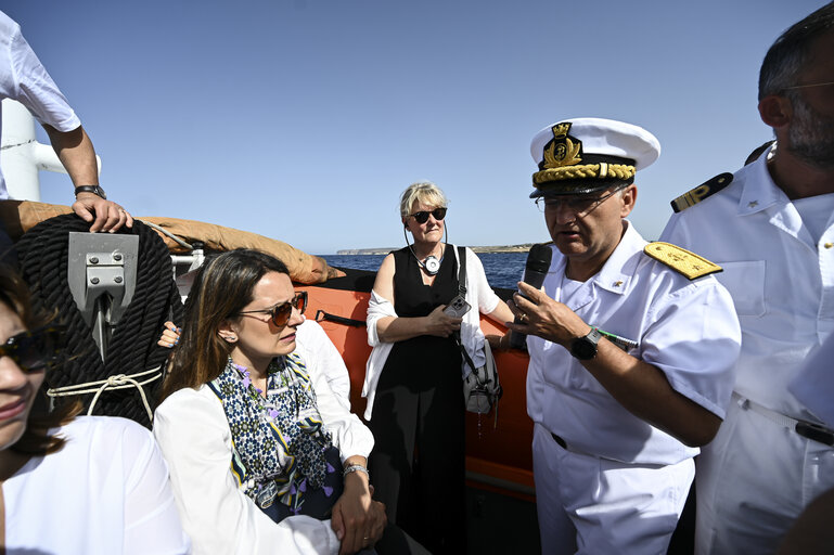 Foto 33: Committee on Civil Liberties, Justice and Home Affairs - Mission on Search And Rescue in Lampedusa (Sicily), Italy, 20 June 2023.