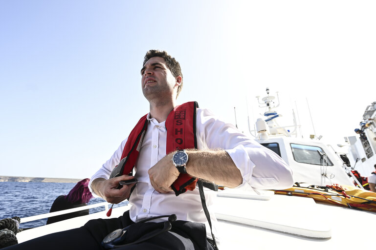 Foto 25: Committee on Civil Liberties, Justice and Home Affairs - Mission on Search And Rescue in Lampedusa (Sicily), Italy, 20 June 2023.