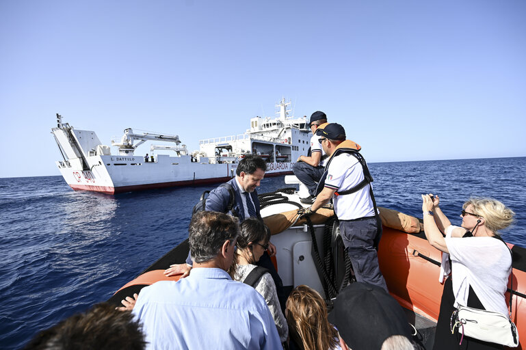 Foto 28: Committee on Civil Liberties, Justice and Home Affairs - Mission on Search And Rescue in Lampedusa (Sicily), Italy, 20 June 2023.