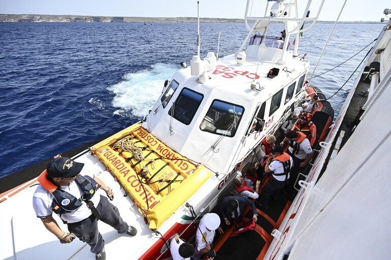 Foto 18: Committee on Civil Liberties, Justice and Home Affairs - Mission on Search And Rescue in Lampedusa (Sicily), Italy, 20 June 2023.