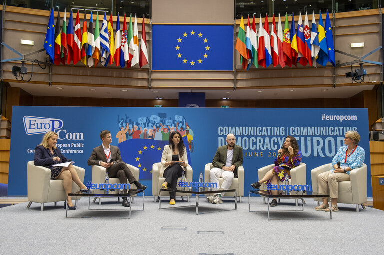 Zdjęcie 1: Europcom Opening Ceremony