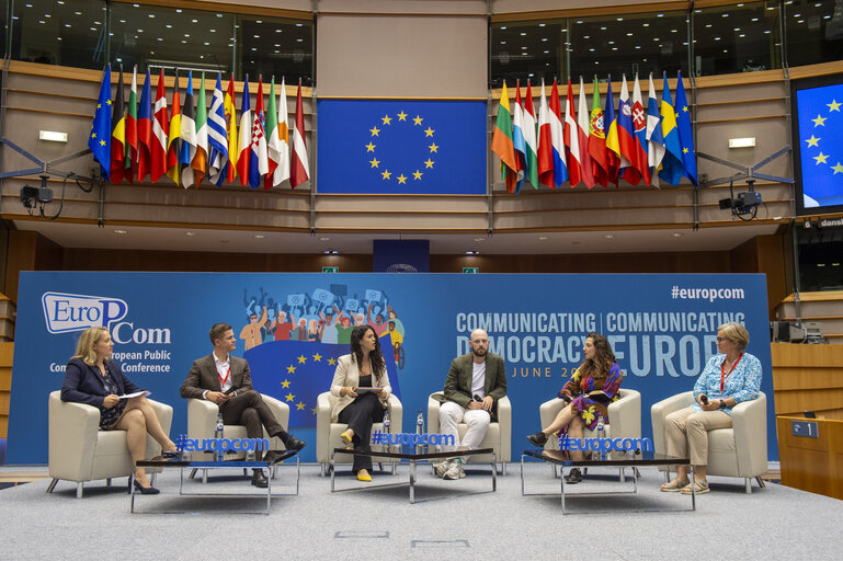 Zdjęcie 2: Europcom Opening Ceremony