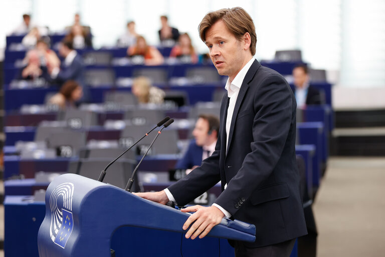 Fotografija 4: EP Plenary session - European chips act