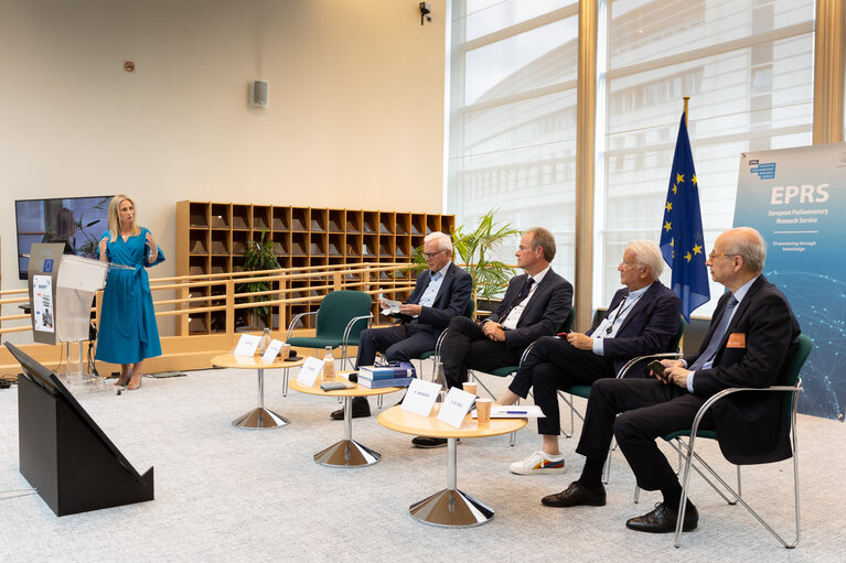 Photo 15 : 70 years of Transnational Groups in the European Parliament